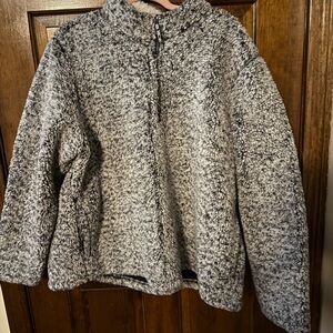 Time and Tru Black and White Fleece Jacket